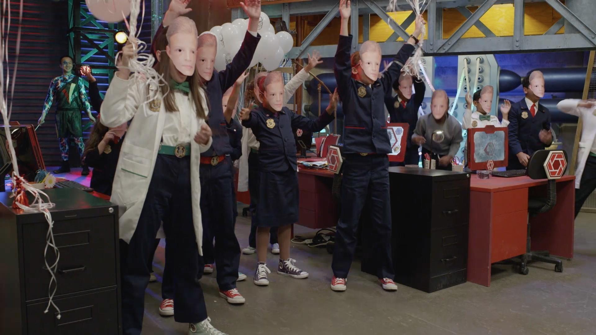 Delivery Debbie goes undercover. / Olympia tries to throw a goodbye party for Dr. O.