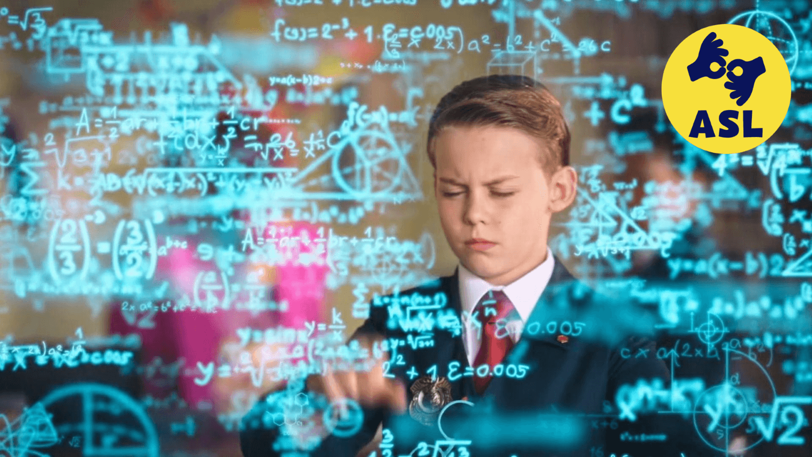 Oz arrives from another dimension. / Three unlikely villains are causing trouble in town.